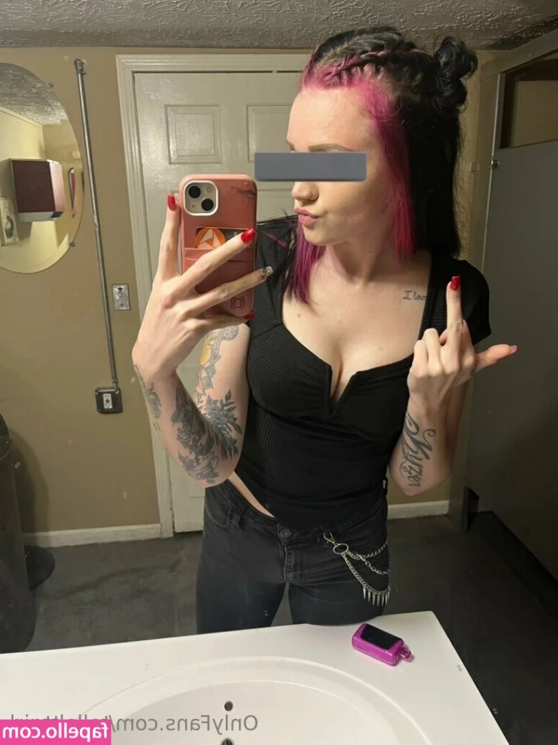 tallalttgirl - Enjoy some sloppy toppy in our hotel room from Greece    the fun shot