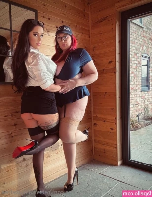 rebeccalouisefree - Got something to show you  Do you like rubberized swimsuits