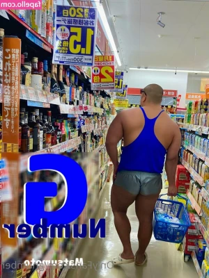 gnumber - Playing with my boobs   If you like me leave a tip