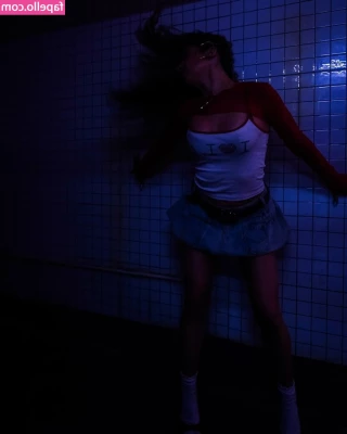 Gianina Paolantonio [ gianina-paolantonio ] - Yummy Lil video