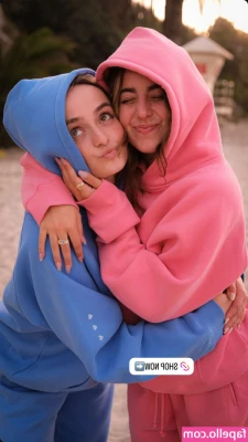 Gianina Paolantonio [ gianina-paolantonio ] - Swipe over and unlock to remove my hands