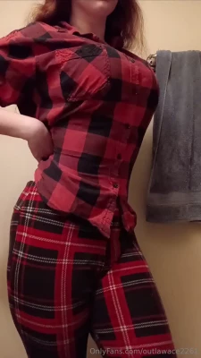 outlawace2261 - Halloween vibes for these cozy toes im relaxed they are soft and tasty