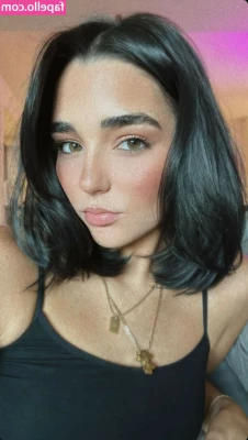 Indiana Massara [ indiana-massara ] - Some lovely pictures of my feet