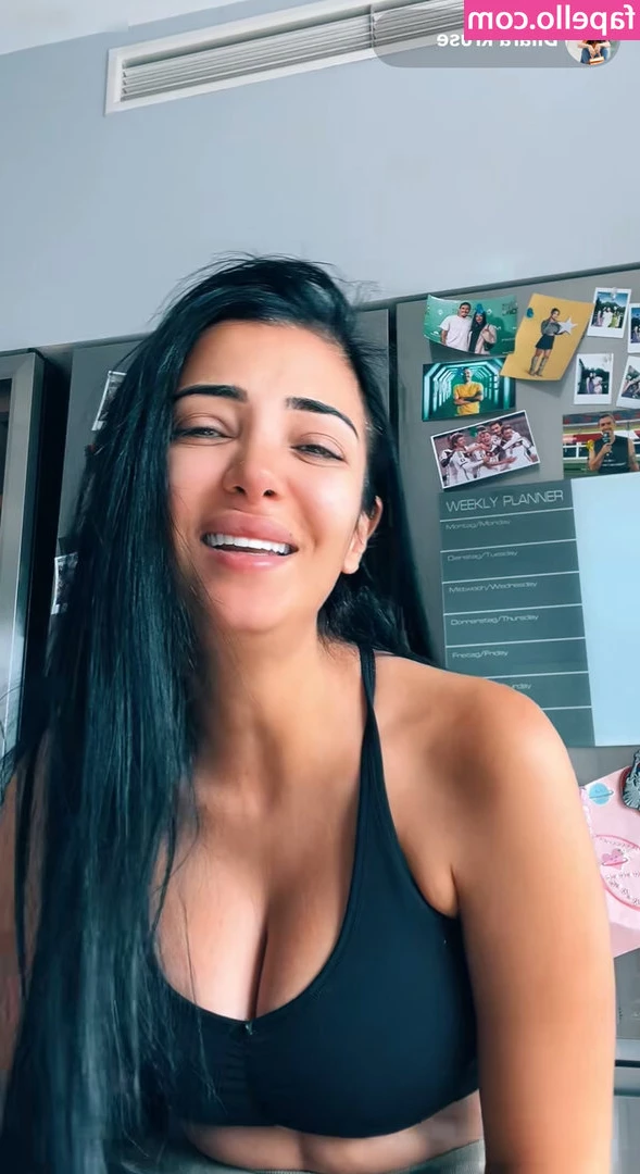 Dilara Kruse [ dilara-kruse ] - Soaked my vest in cum with my morning load   thickcock  uncut