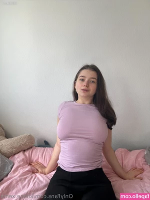 Malá Holčička [ mal-holika ] - good night love, like to fuck an ass?😍🤤😈