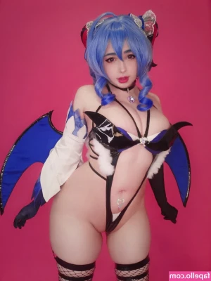 Yoshinobi - Happy Titty Tuesday Daddies 😘 With some Pussy, And Feet 😝