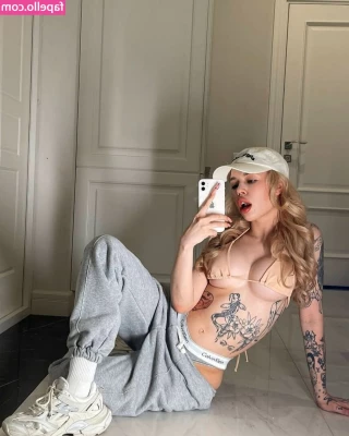 Instasamka - A few introductory pics of me