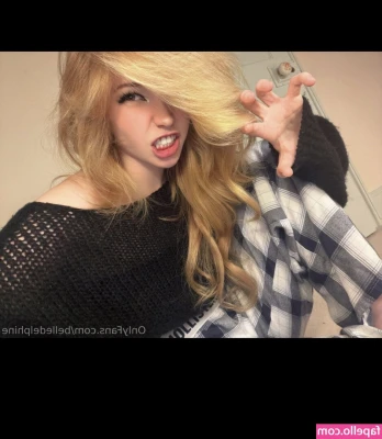Belle Delphine [ belle-delphine-11 ] - Because ya'll requested it: Here is a SELF FACIAL from your favorite
