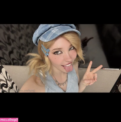 Belle Delphine [ belle-delphine-11 ] - Me and my sexy friend @kaylasoulshine 😍😊