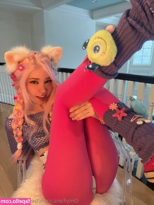 Belle Delphine [ belle-delphine-11 ] - Want me to remove these for you?😉
