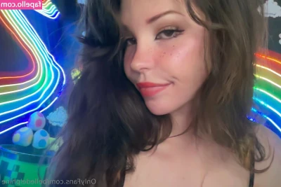 Belle Delphine [ belle-delphine-11 ] - Barely a Slingkini Set Tip $10 and DM "Barely" to get this 28 pic set