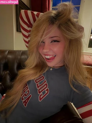 Belle Delphine [ belle-delphine-11 ] - I've been in a sweet vibe yesterday... Can you eat sugar like that?