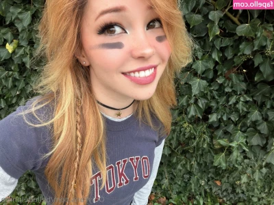 Belle Delphine [ belle-delphine-11 ] - 🌞 It’s getting warm in Vegas. Almost time for my Naked Pool