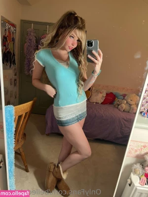 Belle Delphine [ belle-delphine-11 ] - On threads  Come say Gday before I get banned   bigcdadbod