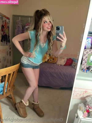 Belle Delphine [ belle-delphine-11 ] - Au naturel  fresh outta shower SET  video included  want to help me