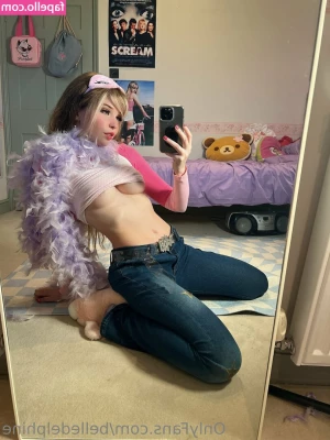 Belle Delphine [ belle-delphine-11 ] - Silly  amp  sexy