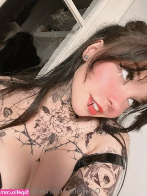 Belle Delphine [ belle-delphine-11 ] - A good boy got me these  Jealous
