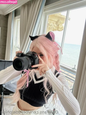 Belle Delphine [ belle-delphine-11 ] - Made new content today just for you each sub gets a different picture
