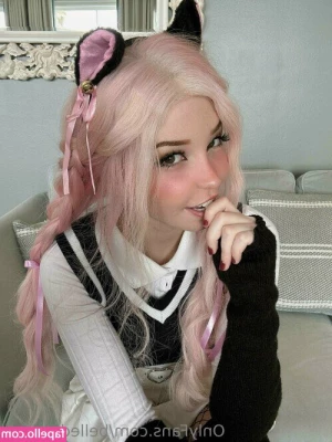 Belle Delphine [ belle-delphine-11 ] - So fucking horny