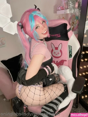 Belle Delphine [ belle-delphine-11 ] - I had to spend 1500 on my car today