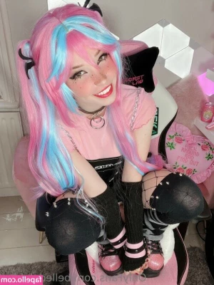 Belle Delphine [ belle-delphine-11 ] - Black looks so good on me    - part 1