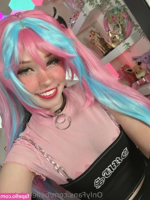 Belle Delphine [ belle-delphine-11 ] - I'm ready to eat!!   Send me a tip and I eat you too ;)
