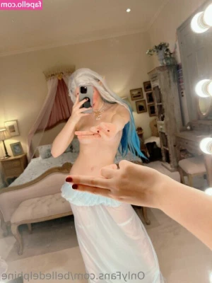 Belle Delphine [ belle-delphine-11 ] - Mid stuffing  I had 2 prepared Thai rice noodle soup packages  2 cans