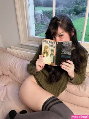 Belle Delphine [ belle-delphine-11 ] - Come play with me ask me anything  I love temporary tattoos gives me part 2