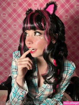 Belle Delphine [ belle-delphine-11 ] - Houston   we have a problem   BBC part 1