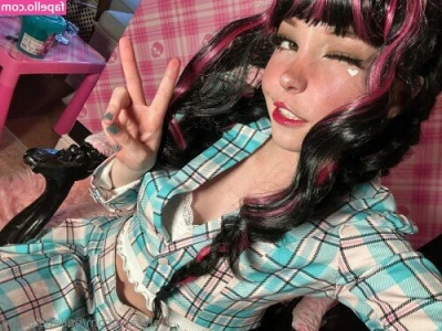 Belle Delphine [ belle-delphine-11 ] - Creamy tight little pussy