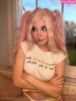 Belle Delphine [ belle-delphine-11 ] - Super excited to bring my first collab with  javivelaro  This hottie