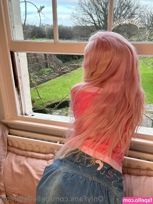 Belle Delphine [ belle-delphine-11 ] - Starting to plot new content shooting again 😁😁 What would you