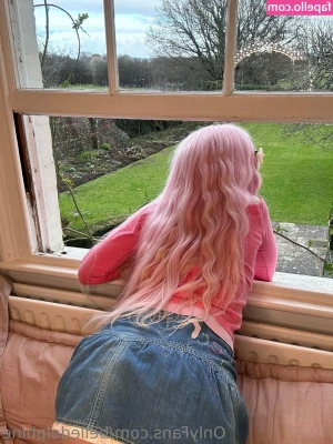 Belle Delphine [ belle-delphine-11 ] - Want to come take these off for me? 🤤🤤