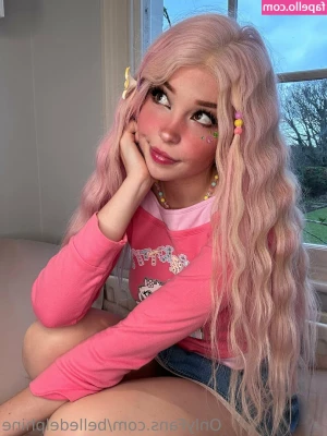 Belle Delphine [ belle-delphine-11 ] - Obey your MISTRESS 😈