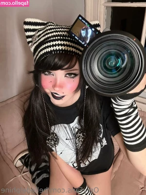 Belle Delphine [ belle-delphine-11 ] - Somehow magically all my bikini tops vanished  will any of my lovers