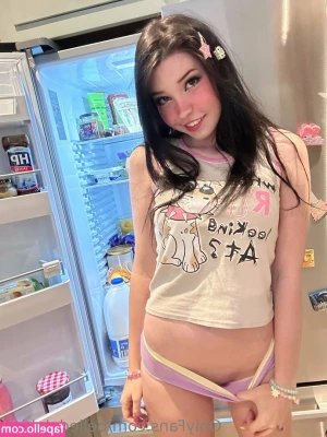 Belle Delphine [ belle-delphine-11 ] - Someone tipped for me to do a video with a wig  I had forgotten how