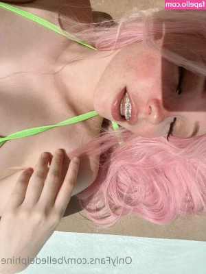 Belle Delphine [ belle-delphine-11 ] - Happy Easter!  Watch me get fucked by the bunny ( @thetsslayer )