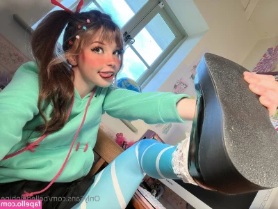 Belle Delphine [ belle-delphine-11 ] - Would you kiss my pink