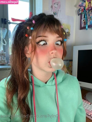 Belle Delphine [ belle-delphine-11 ] - Quiero que me hagas el oral