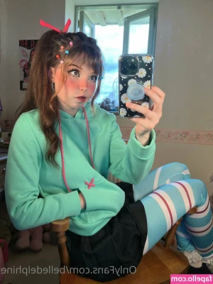 Belle Delphine [ belle-delphine-11 ] - Doing a birthday concept shoot this weekend! Any concept caught your