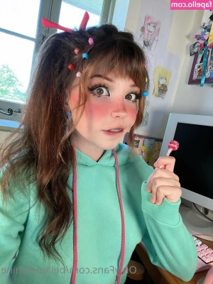 Belle Delphine [ belle-delphine-11 ] - Happy Friday!