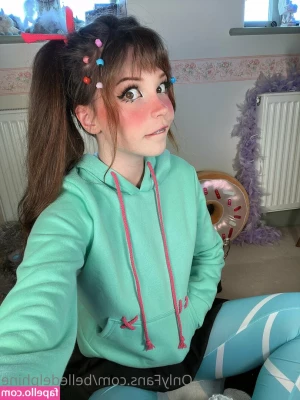 Belle Delphine [ belle-delphine-11 ] - Funny  wet edits