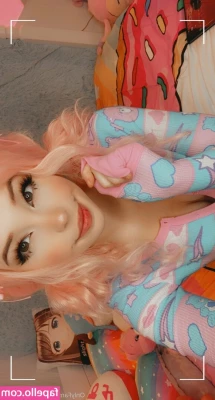 Belle Delphine [ belle-delphine-11 ] - I love to dance in sexy lingerie