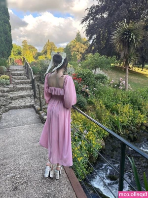 Belle Delphine [ belle-delphine-11 ] - So I made a mistake    I decided to order a dildo because the one I