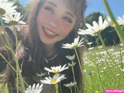 Belle Delphine [ belle-delphine-11 ] - Did you enjoy the livestream on YouTube today?