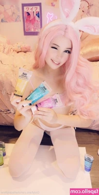 Belle Delphine [ belle-delphine-11 ] - Here is my Bela Dimitrescu from Resident Evil 8❣🔪
