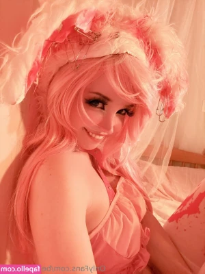Belle Delphine [ belle-delphine-11 ] - Gooood morning from my new crib ☀️ part 1