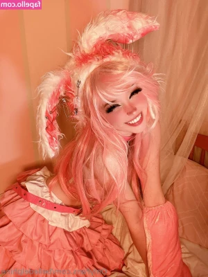Belle Delphine [ belle-delphine-11 ] - Oh what a cute Lil buttplug   and watch me fuck myself with a dildo