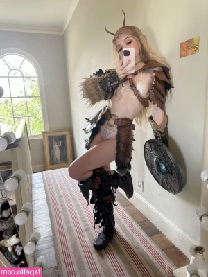 Belle Delphine [ belle-delphine-11 ] - in/out