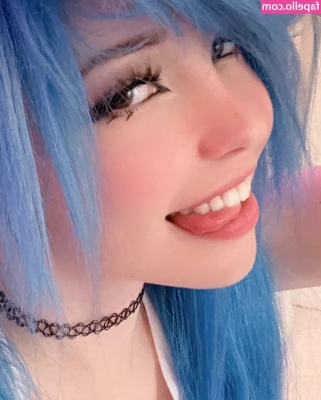 Belle Delphine [ belle-delphine-11 ] - You make me smile. What’s one thing that makes you smile? 😁💗